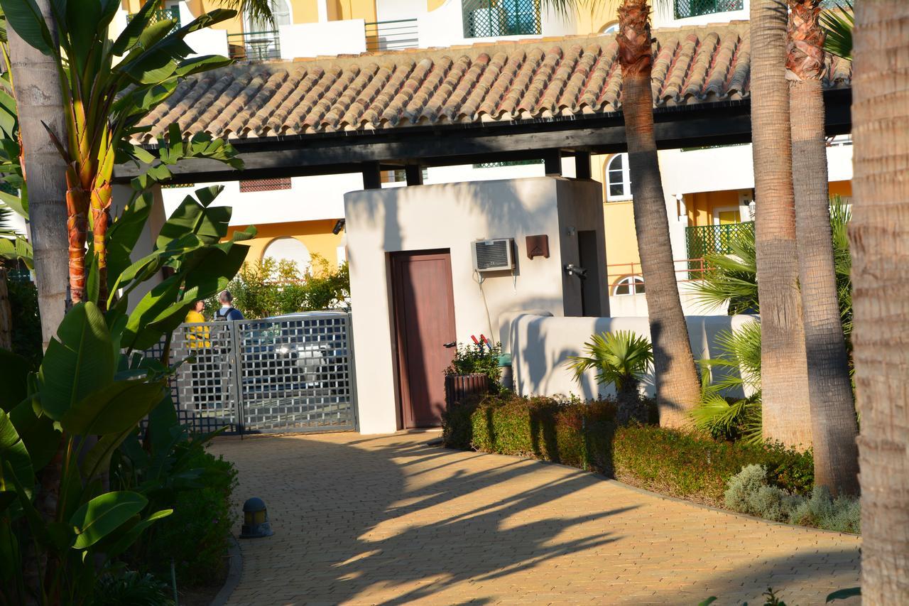 Apartment Medina De Banus Marbella Eksteriør billede