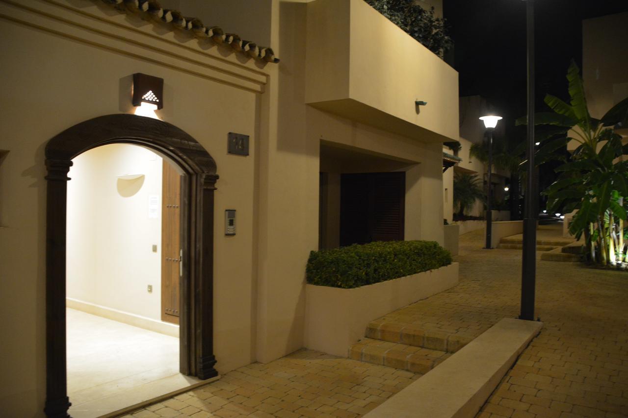 Apartment Medina De Banus Marbella Eksteriør billede